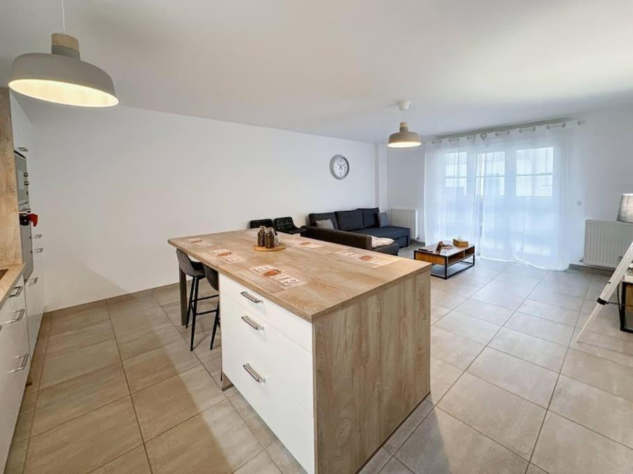 Le Cosy Villeneuve - Appartement Cosy Pour 6 A Disneyland Paris Villeneuve-Saint-Denis Exterior foto
